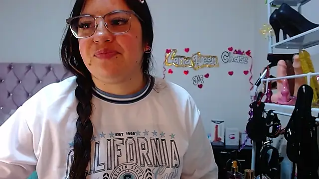 Snapshot of lanaqueen699 chatting on November 26, 12:17 pm lanaqueen699 online show from November 26, 12:17 pm