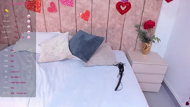 Katrina baurii online show from February 19, 4:11 pm