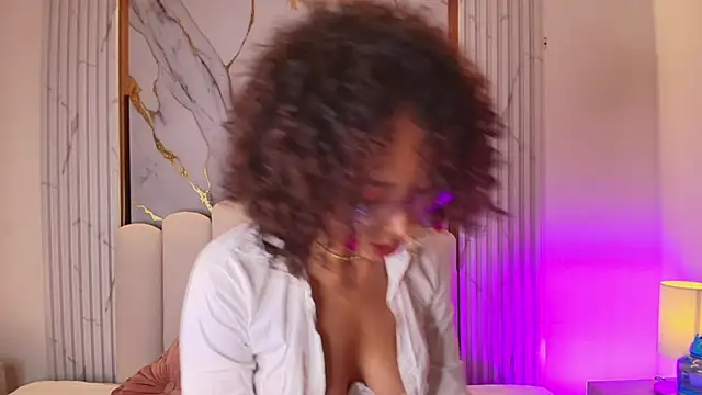 OSHUN  online show from January 22, 11:56 am