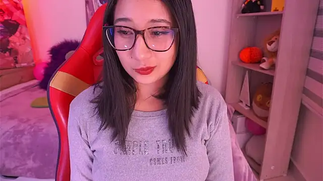 Snapshot of Sunny_flower_ chatting on December 17, 1:11 am Sunny flower online show from December 17, 1:11 am