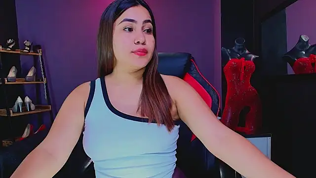 AmorMia online show from January 9, 10:20 pm