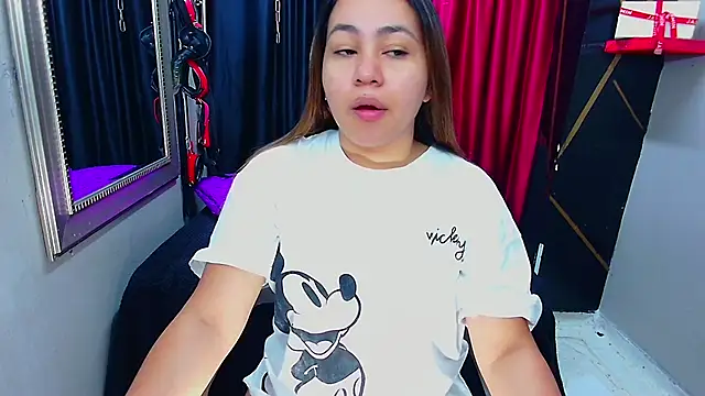 AmorMia online show from February 8, 1:33 pm