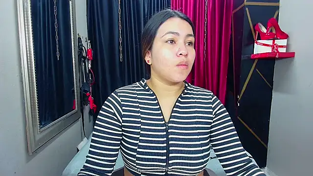 AmorMia online show from March 15, 12:45 pm