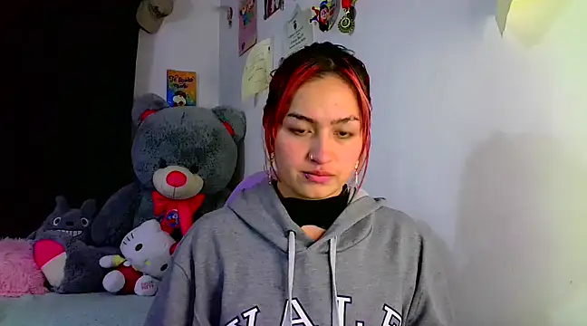 lucycherry   online show from March 7, 4:02 am