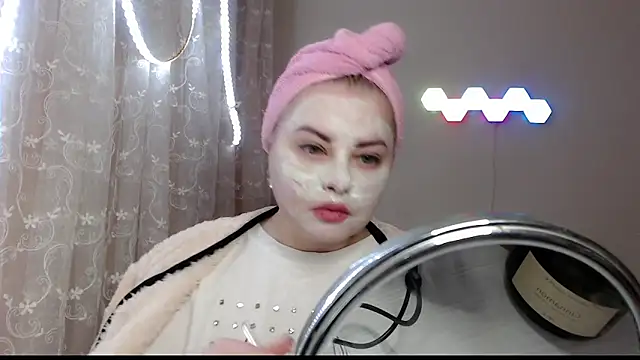 JewellKiss7 online show from December 2, 5:15 pm