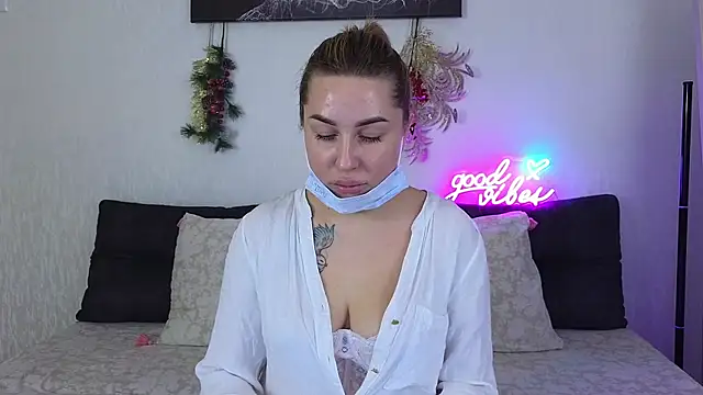 Snapshot of KisssAmmeli chatting on January 7, 12:31 pm KisssAmmeli online show from January 7, 12:31 pm