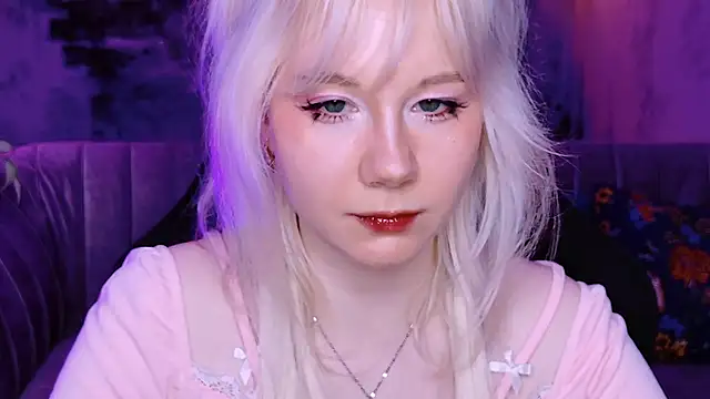 NancyMartinez online show from January 28, 7:10 pm