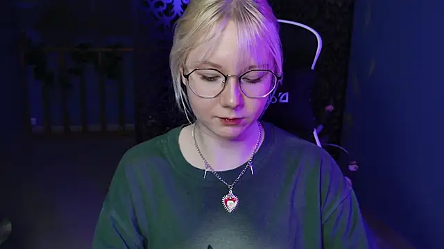 NancyMartinez online show from February 15, 1:16 pm