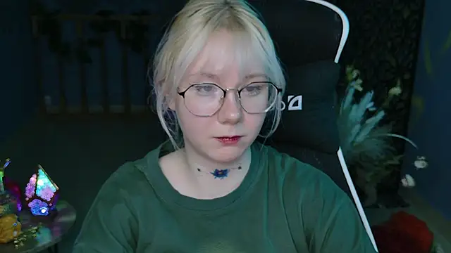 NancyMartinez online show from February 20, 8:17 am