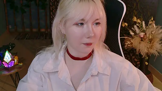 NancyMartinez online show from March 4, 8:13 am