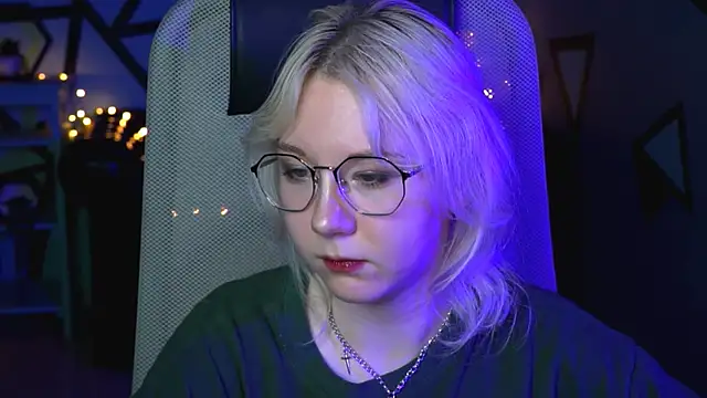 NancyMartinez online show from March 6, 8:19 am