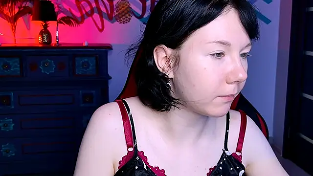 NancyMartinez online show from October 4, 9:07 am