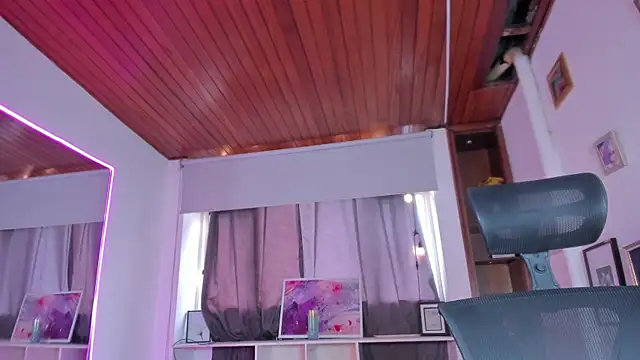 Susann Ross online show from January 26, 12:11 pm