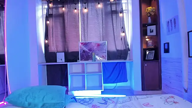 Susann Ross online show from February 21, 5:09 pm