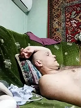 Pineapple04 online show from March 22, 4:15 pm