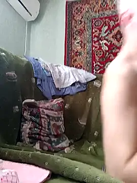 Pineapple04 online show from September 9, 6:57 am