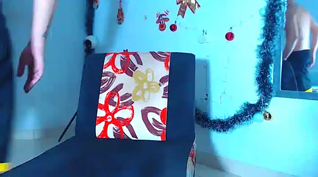 Snapshot of ADAM_HOT chatting on December 12, 11:58 pm ADAM HOT online show from December 12, 11:58 pm