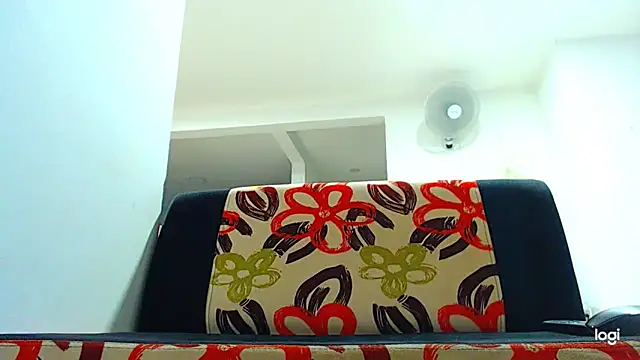 Snapshot of ADAM_HOT chatting on November 25, 10:43 pm ADAM HOT online show from November 25, 10:43 pm