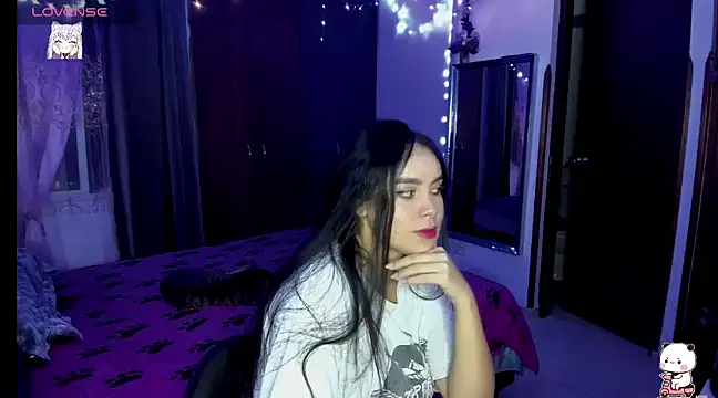 Snapshot of HARLEYNAPIER chatting on February 8, 1:43 am HARLEYNAPIER online show from February 8, 1:43 am