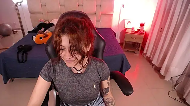 liz-beths online show from December 7, 3:58 am