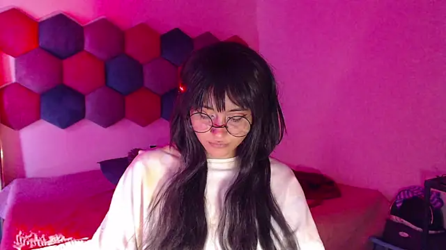 liz-beths online show from February 28, 5:15 pm