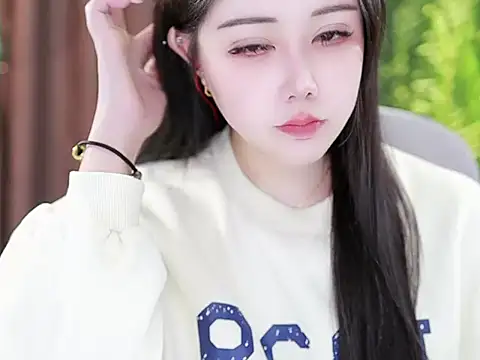 Qiaoqiao  online show from January 15, 10:49 am