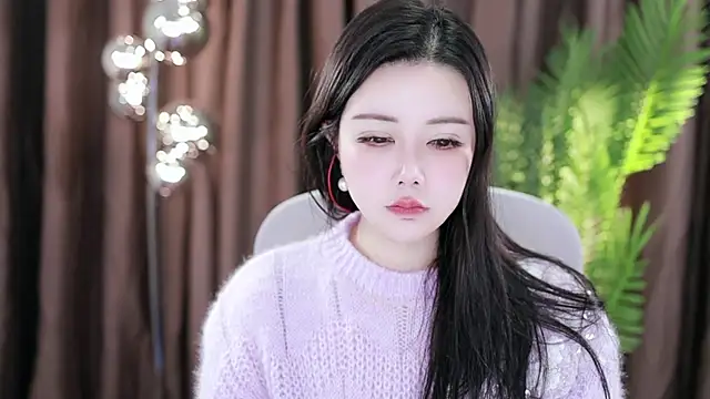 Qiaoqiao  online show from January 16, 7:17 am