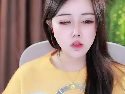 Qiaoqiao  online show from January 22, 11:12 am