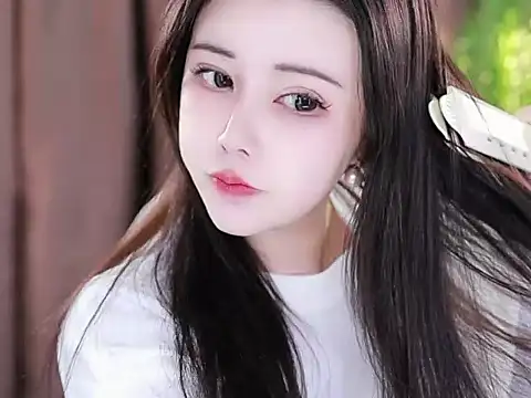 Qiaoqiao  online show from February 11, 4:35 pm