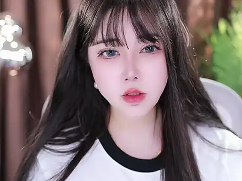 Qiaoqiao  online show from March 8, 10:54 am