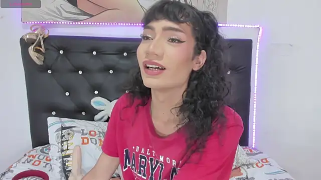 Snapshot of SWEETSAMY39715 chatting on January 28, 1:16 pm SWEETSAMY39715 online show from January 28, 1:16 pm