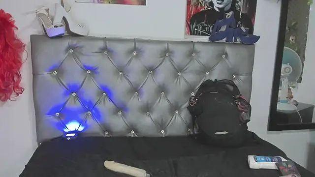 Snapshot of SWEETSAMY39715 chatting on March 6, 1:57 pm SWEETSAMY39715 online show from March 6, 1:57 pm