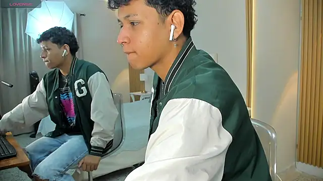 axel ps online show from September 24, 4:27 am