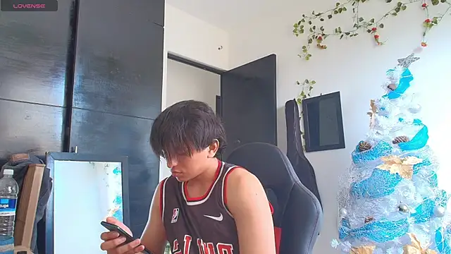 Haruto2001 online show from December 15, 1:32 pm