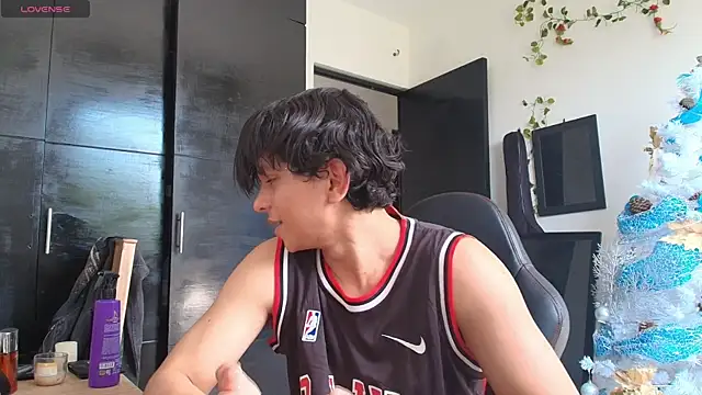 Haruto2001 online show from December 16, 3:43 pm