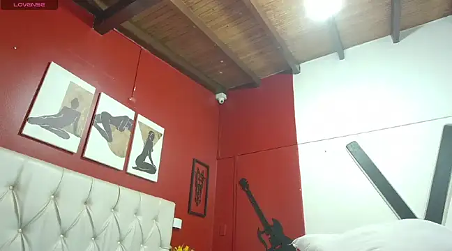 Snapshot of ysabel_sanchez4 chatting on March 19, 12:48 am ysabel sanchez4 online show from March 19, 12:48 am