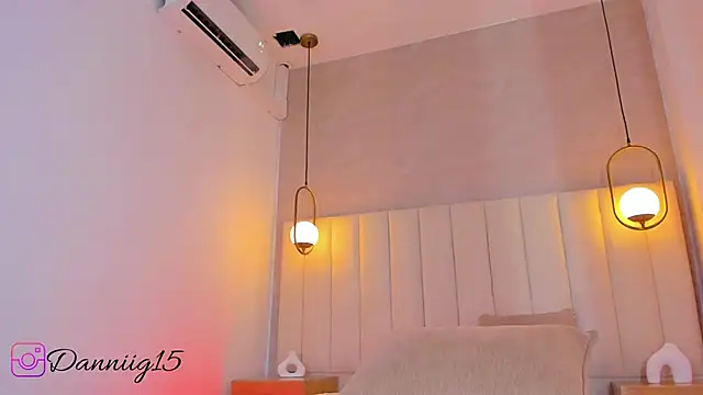 kosmic Angel online show from March 13, 6:45 pm