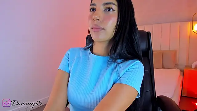 kosmic Angel online show from March 18, 11:41 am