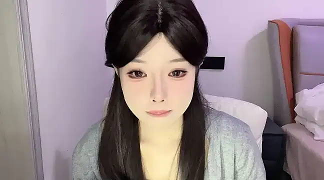 Snapshot of Q-ing chatting on March 18, 5:42 pm Q-ing online show from March 18, 5:42 pm