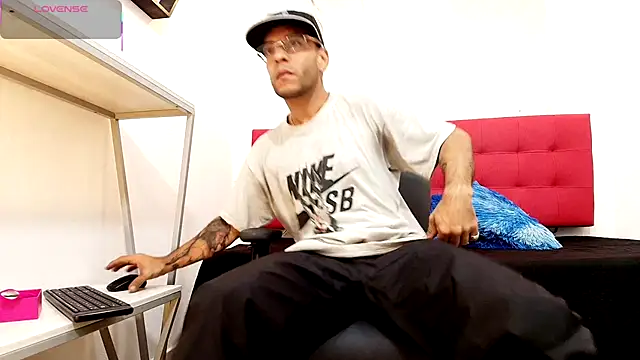 Andrey u92 online show from October 24, 3:14 am