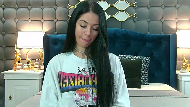 LeyaCass online show from January 5, 4:25 am