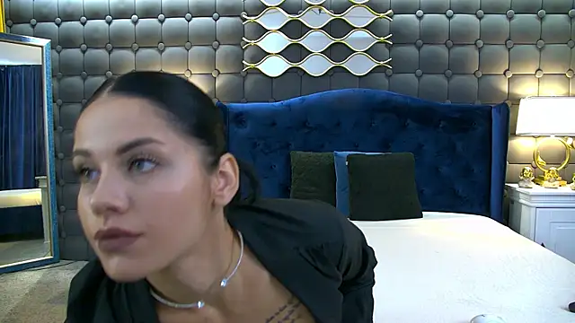 LeyaCass online show from September 17, 4:36 am