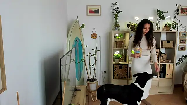 Snapshot of desertd2310 chatting on March 8, 3:56 pm desertd2310 online show from March 8, 3:56 pm