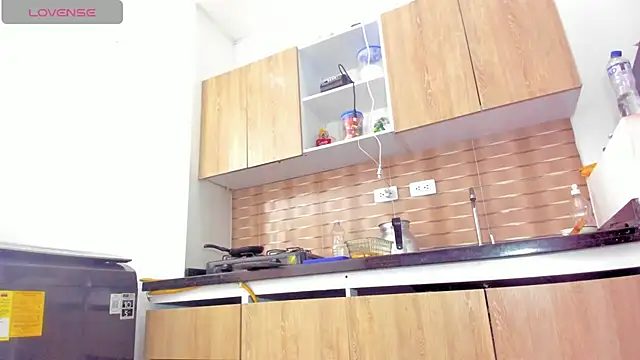 Tsblackxx online show from February 8, 3:10 pm