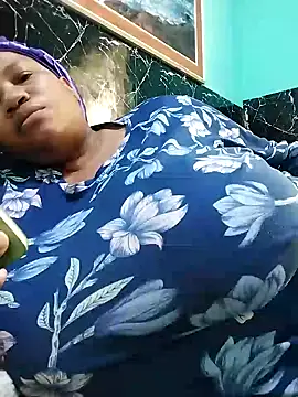 Bustyslave48 online show from September 17, 10:28 am