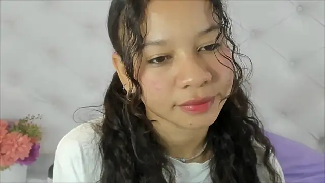 brithany rousee online show from December 13, 10:13 pm