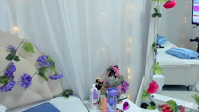 brithany rousee online show from January 17, 7:27 pm