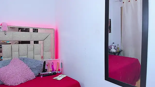 melody bonnet online show from October 22, 1:28 am