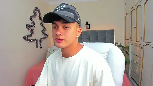 Cristopher strong online show from January 7, 12:41 pm