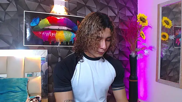 Demitryo online show from March 18, 3:09 am